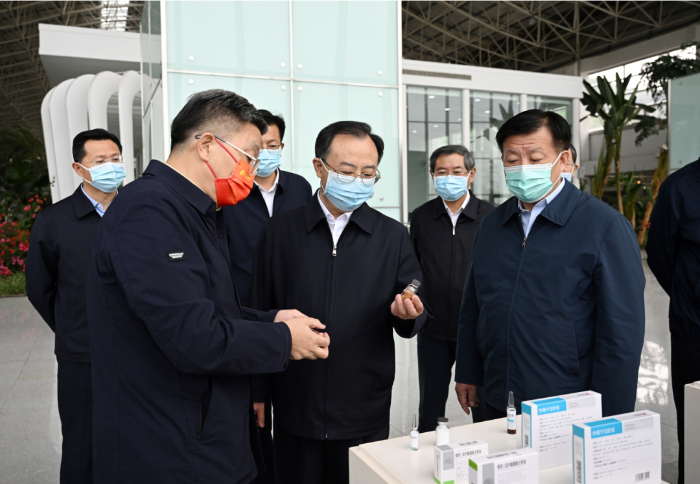 江蘇省委書記吳政隆調研乐投Letou藥業：加快推動傳統中醫藥和現代科學相結合，為抗擊疫情提供有力武器